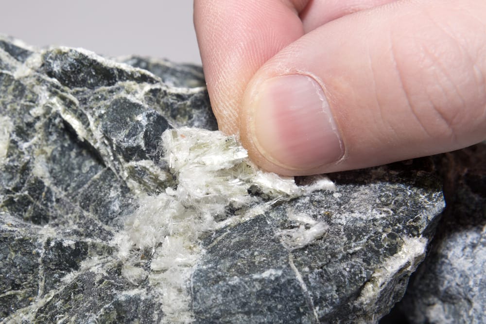 https://aerolitegroup.com/how-to-test-for-asbestos-in-your-home-essential-tips/
